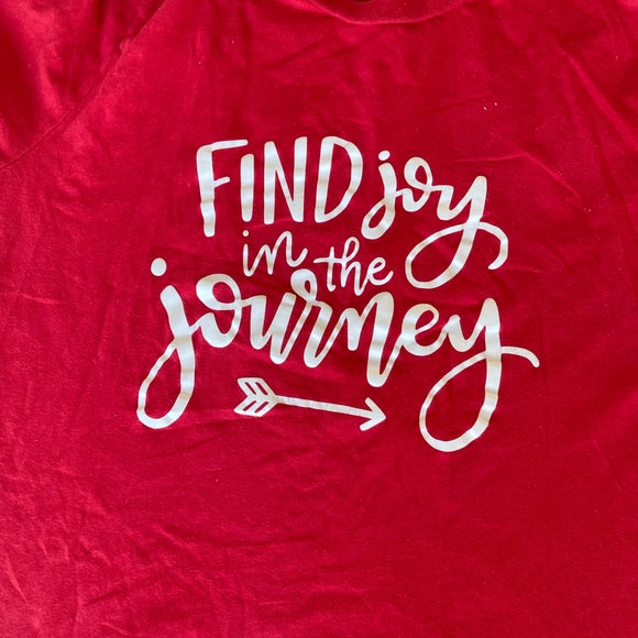 Lightweight women’s tee. Large find joy on the journey - Picture 3 of 4